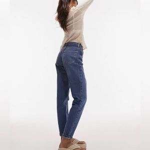 Topshop Moto Mom Jeans Denim in Blue Wash